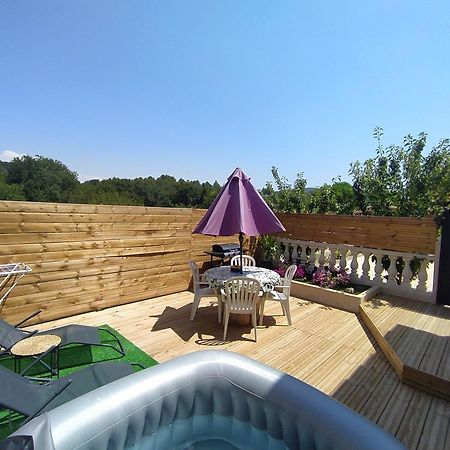 Studio Cosy Avec Terrasse Et Jacuzzi A Disposition De Mai A Aout Rians  外观 照片