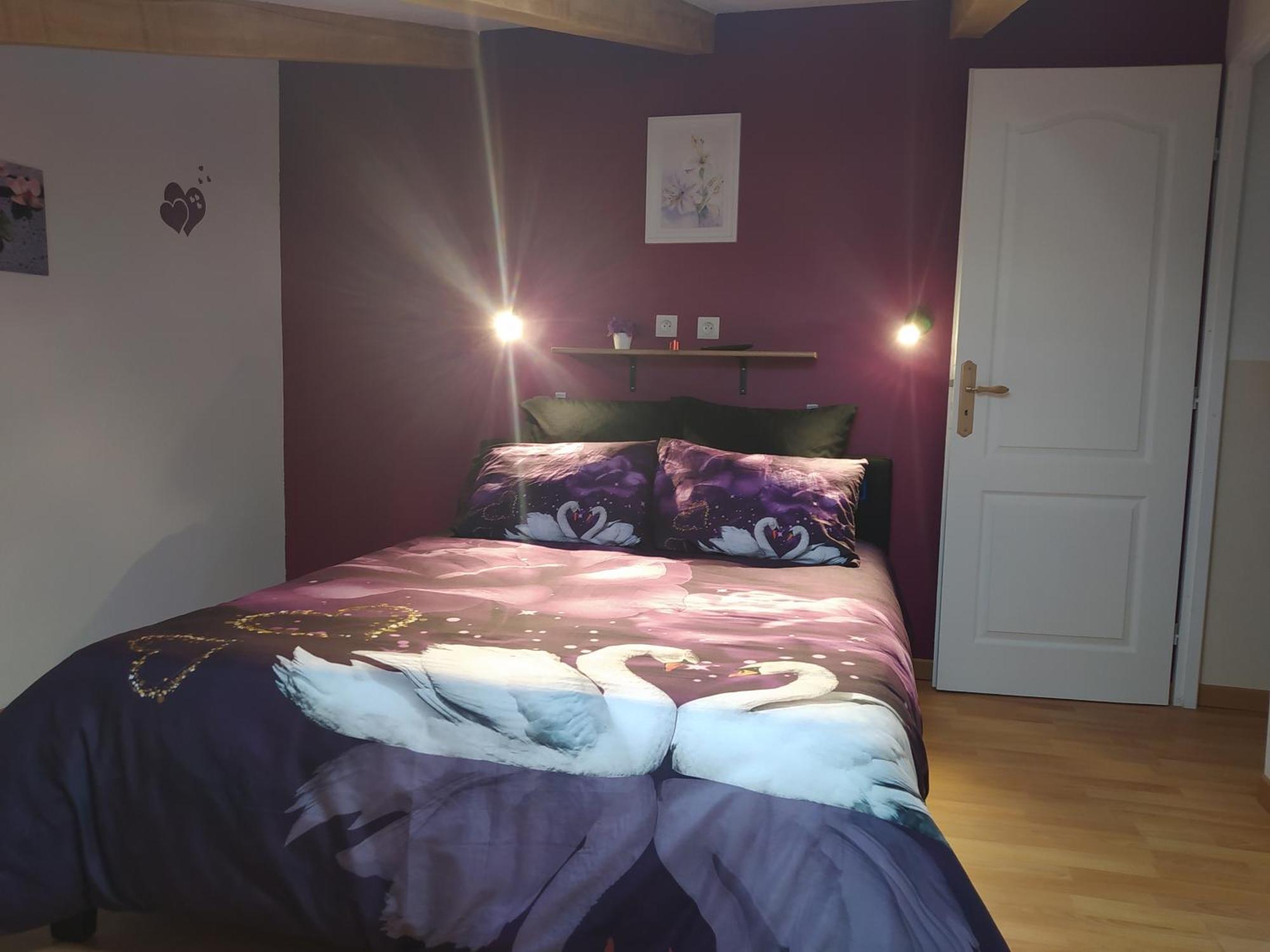 Studio Cosy Avec Terrasse Et Jacuzzi A Disposition De Mai A Aout Rians  外观 照片