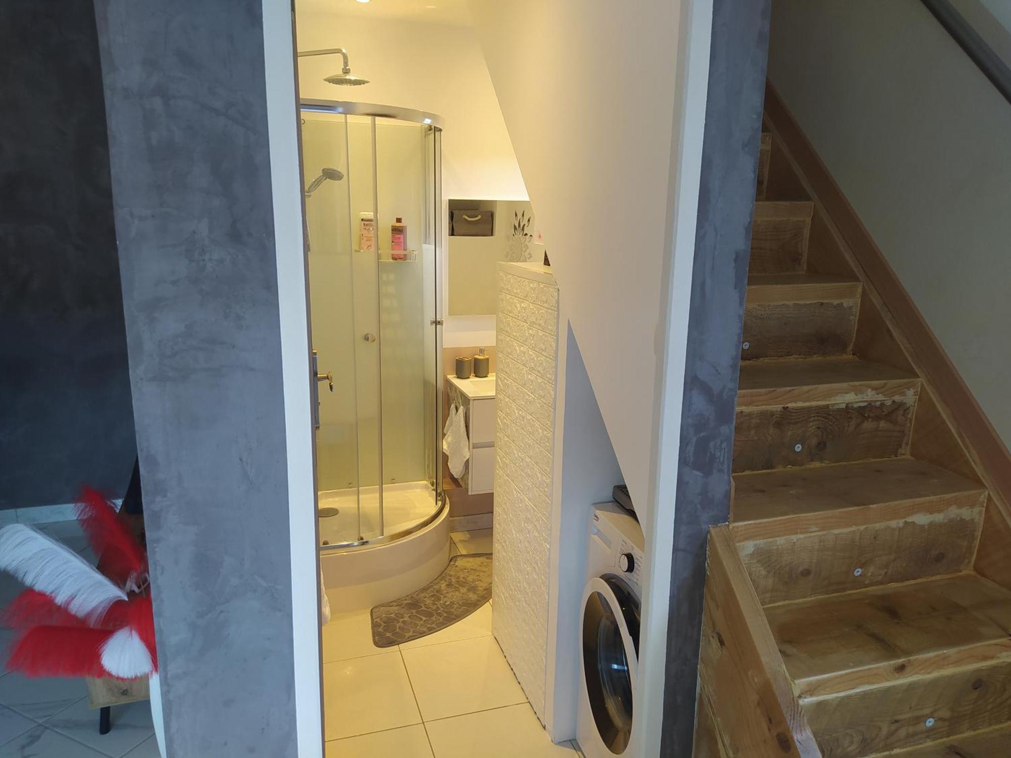 Studio Cosy Avec Terrasse Et Jacuzzi A Disposition De Mai A Aout Rians  外观 照片